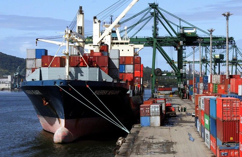 04-05-23_15-40-21_dcomercio-porto-santos-conteiner-exportacao-carga-foto-paulopinto-ae.jpg